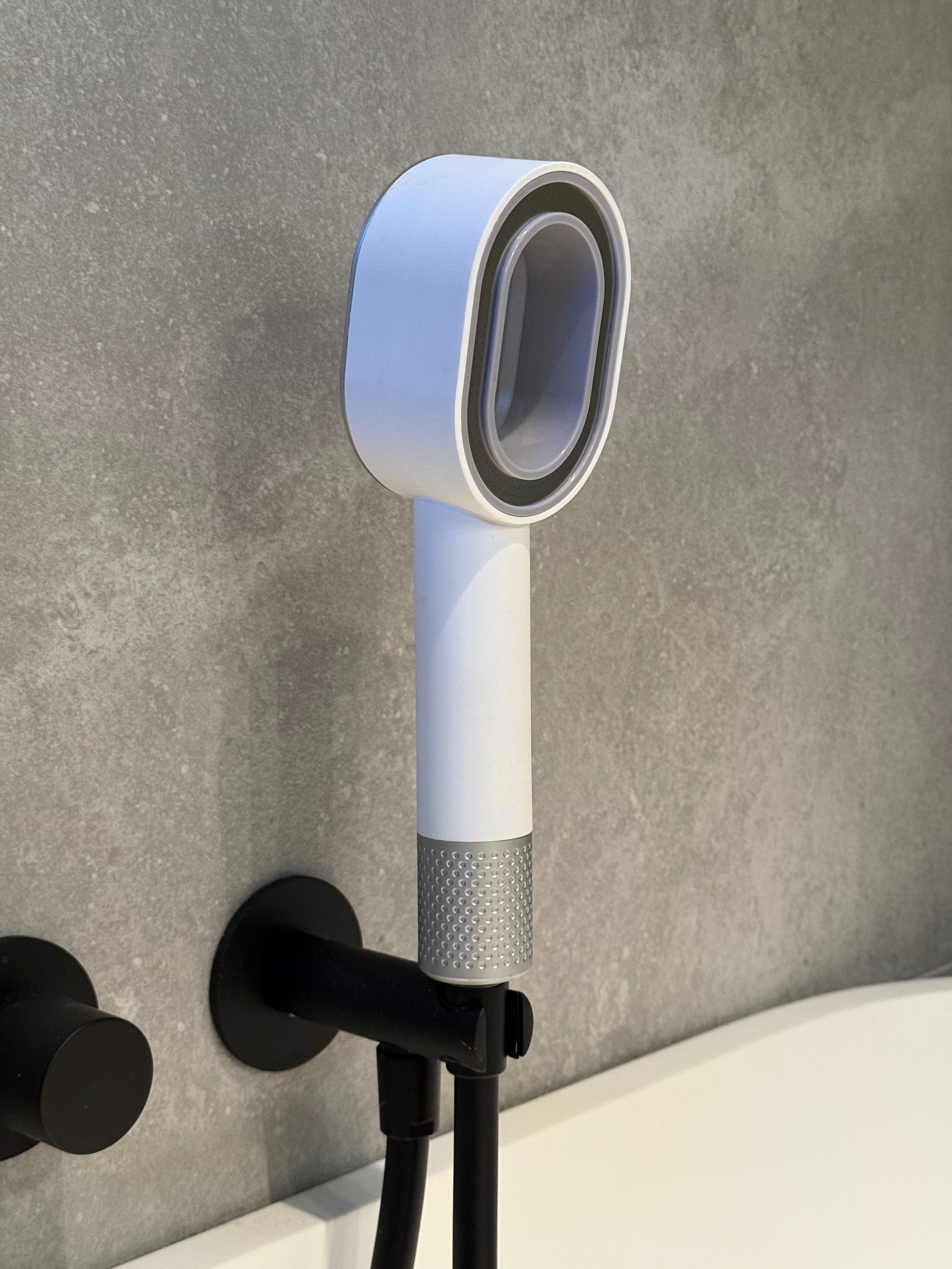 ZENN. Shower+